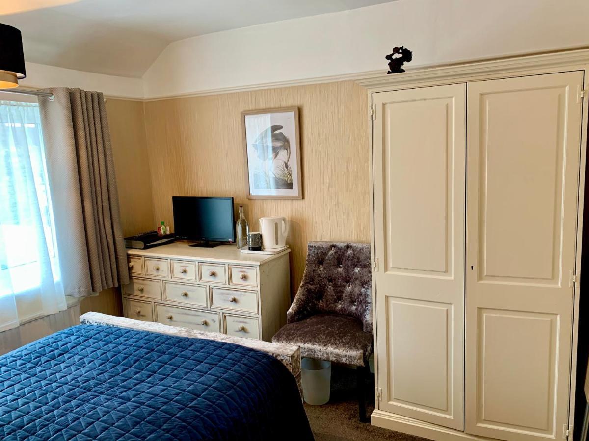 Sw Bed & Breakfast Swindon Kültér fotó