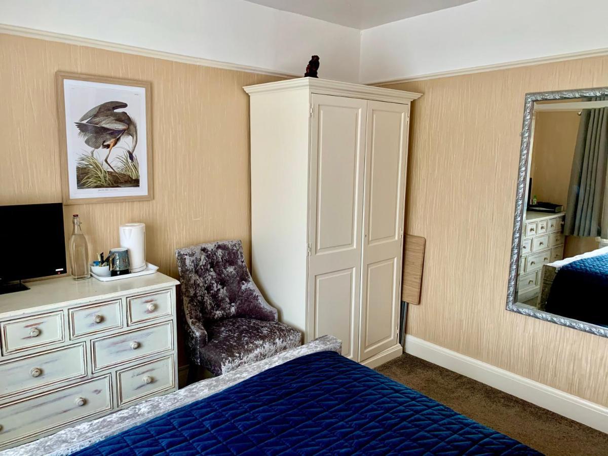 Sw Bed & Breakfast Swindon Kültér fotó