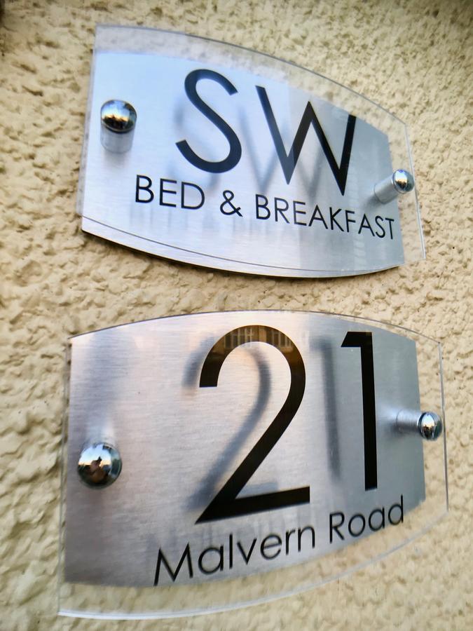Sw Bed & Breakfast Swindon Kültér fotó