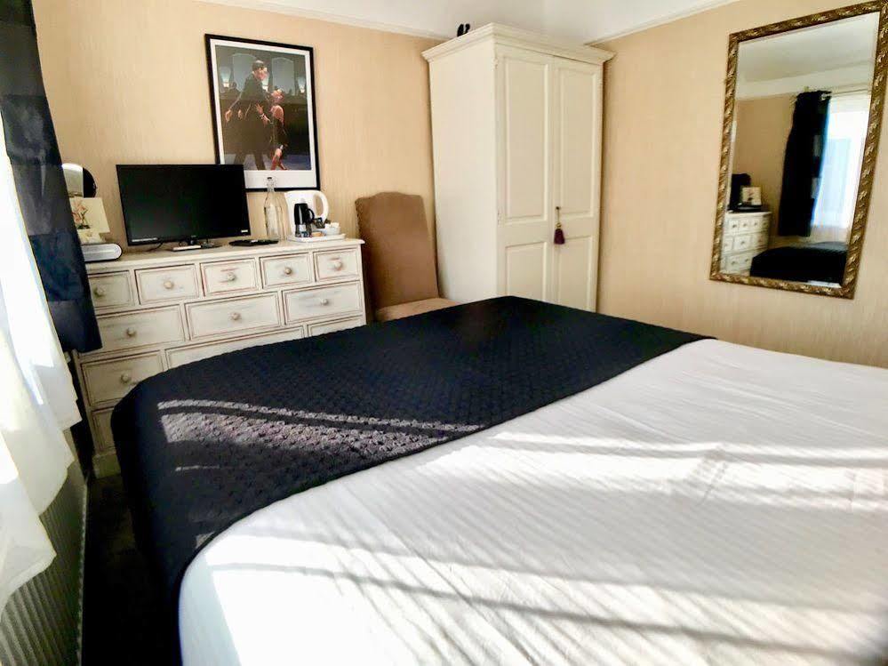 Sw Bed & Breakfast Swindon Kültér fotó